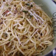 Спагетти с анчоусами по-сицилийски